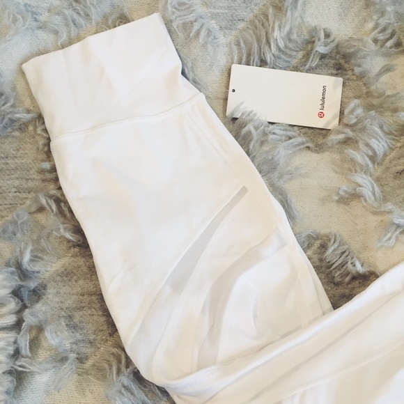Lululemon High Rise Mesh 28" - Picture 6 of 7